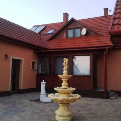 Szilvia Vendeghaz Hotel Korosszakal Екстериор снимка